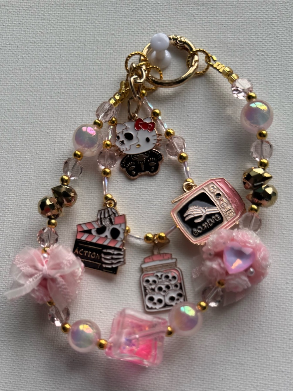 Hello Kitty Pink Beaded Phone Charm.
Halloween.